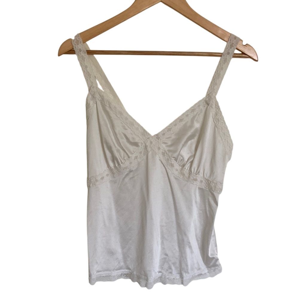 Classic Camisole Slip Top in‎ White Lace Trims Size M